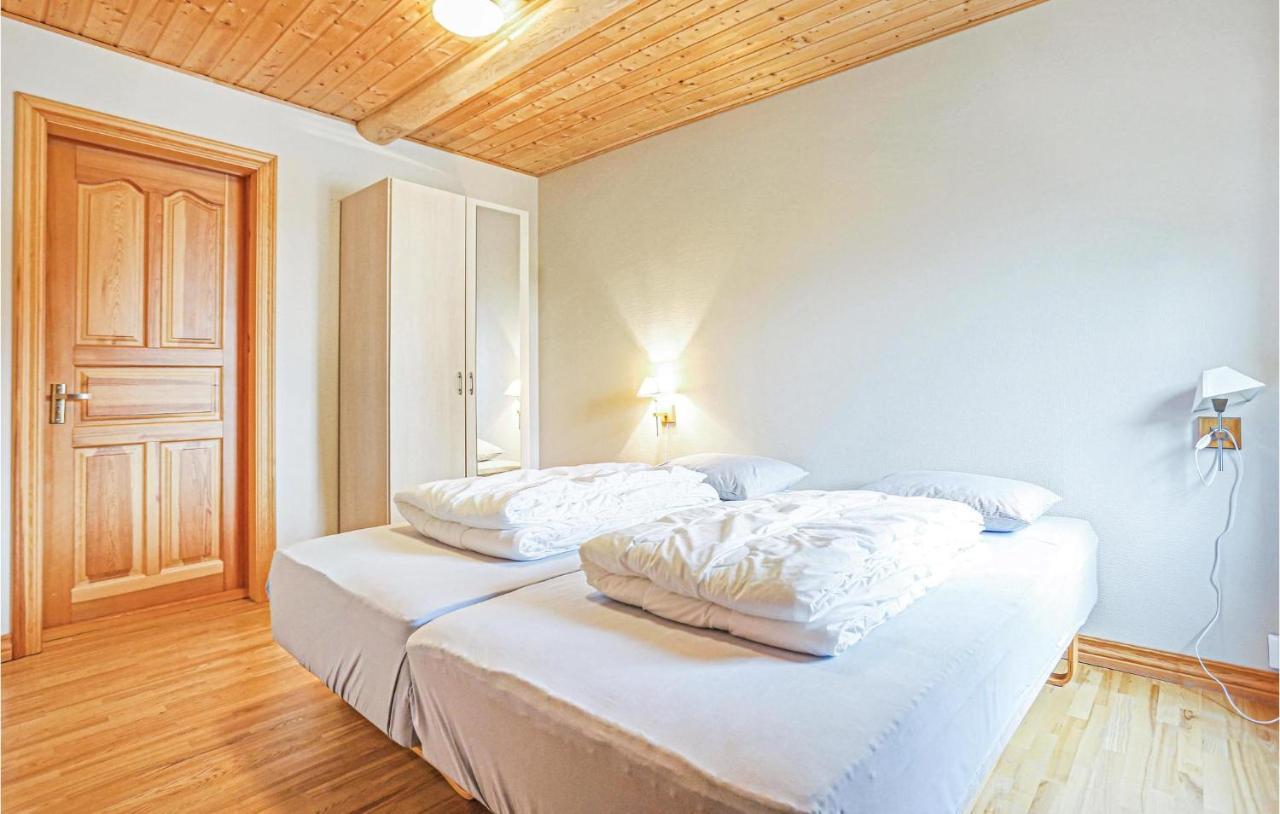 10 Bedroom Amazing Home In Olen Vaka Exterior foto